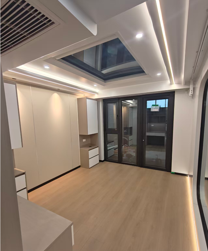 House CapsuleCreates Future Living Spaces