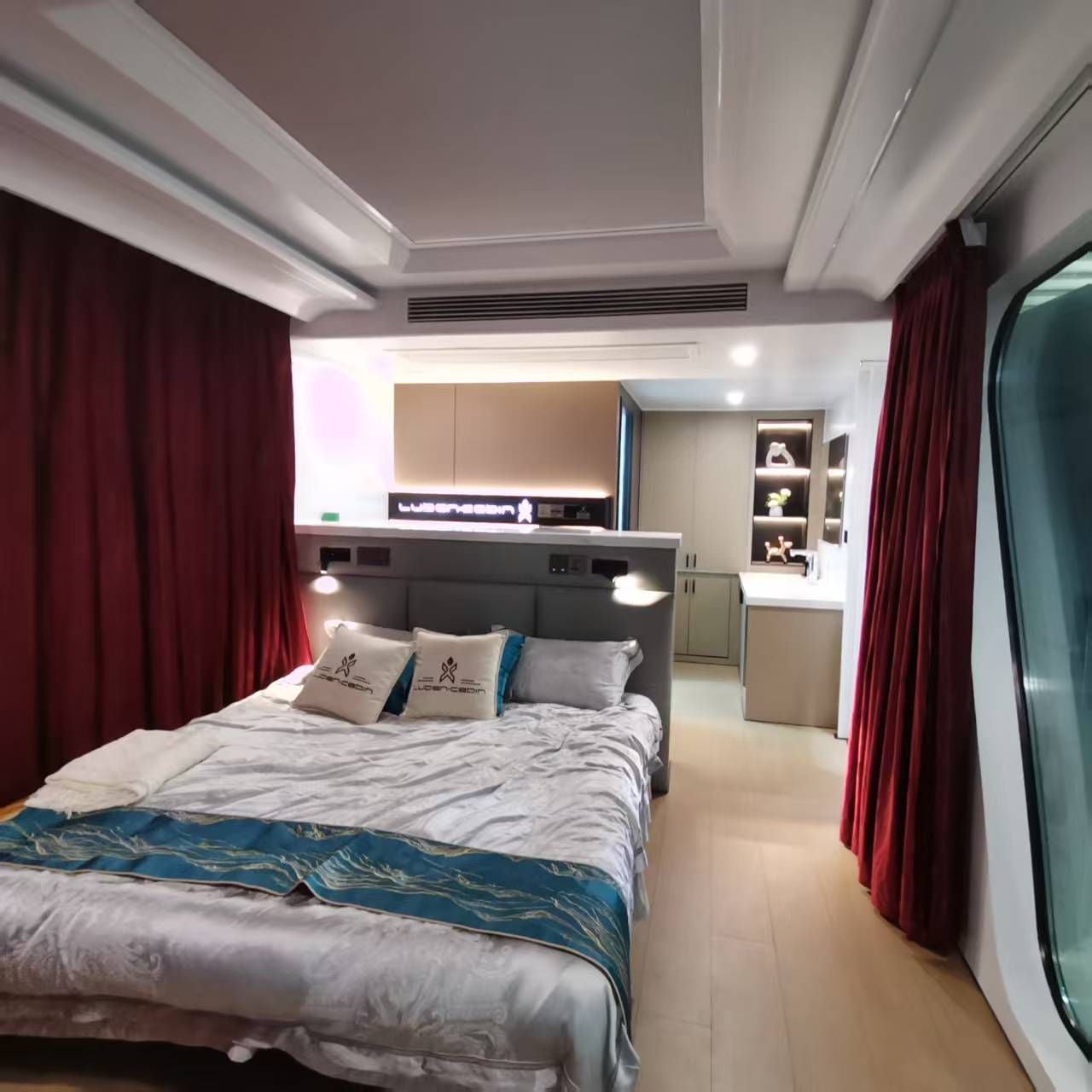 Space Capsule House: Start Living the Future